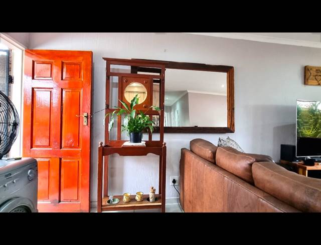 3 BEDROOM APARTMENT SOLD IN VILLIERIA
